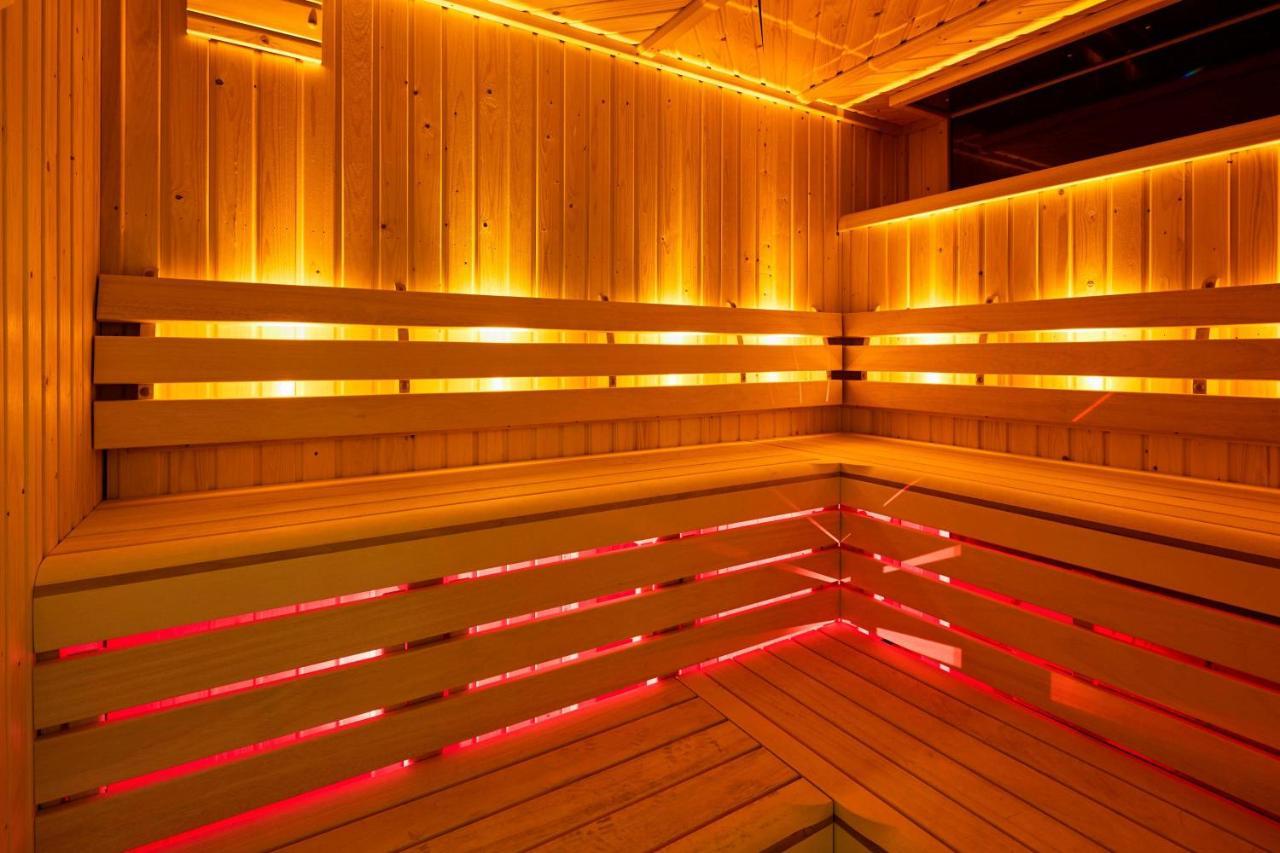 London Marriott Hotel Canary Wharf Londres Exterior foto A modern Finnish sauna